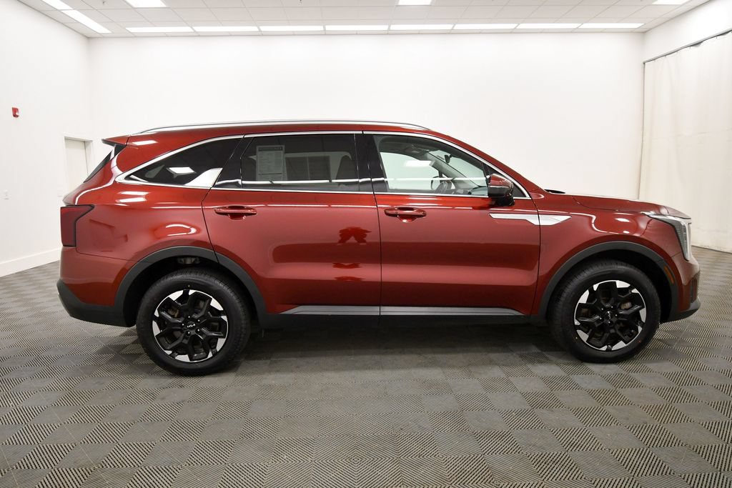 Used 2024 Kia Sorento S w/ Panoramic Sunroof Package AWD/4WD image 9