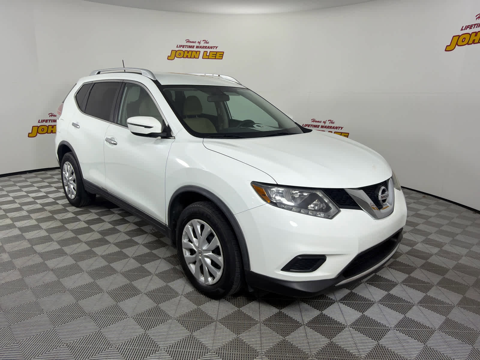 Used 2016 Nissan Rogue S w/ Appearance Package FWD image 7