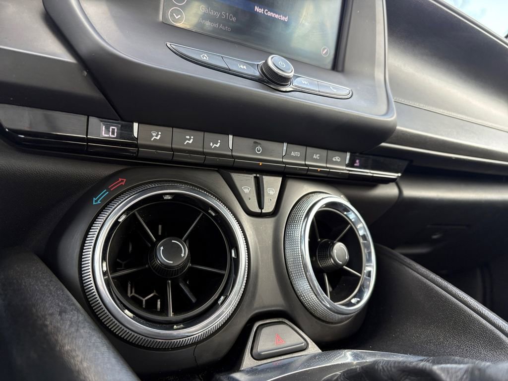 Used 2020 Chevrolet Camaro LT image 22