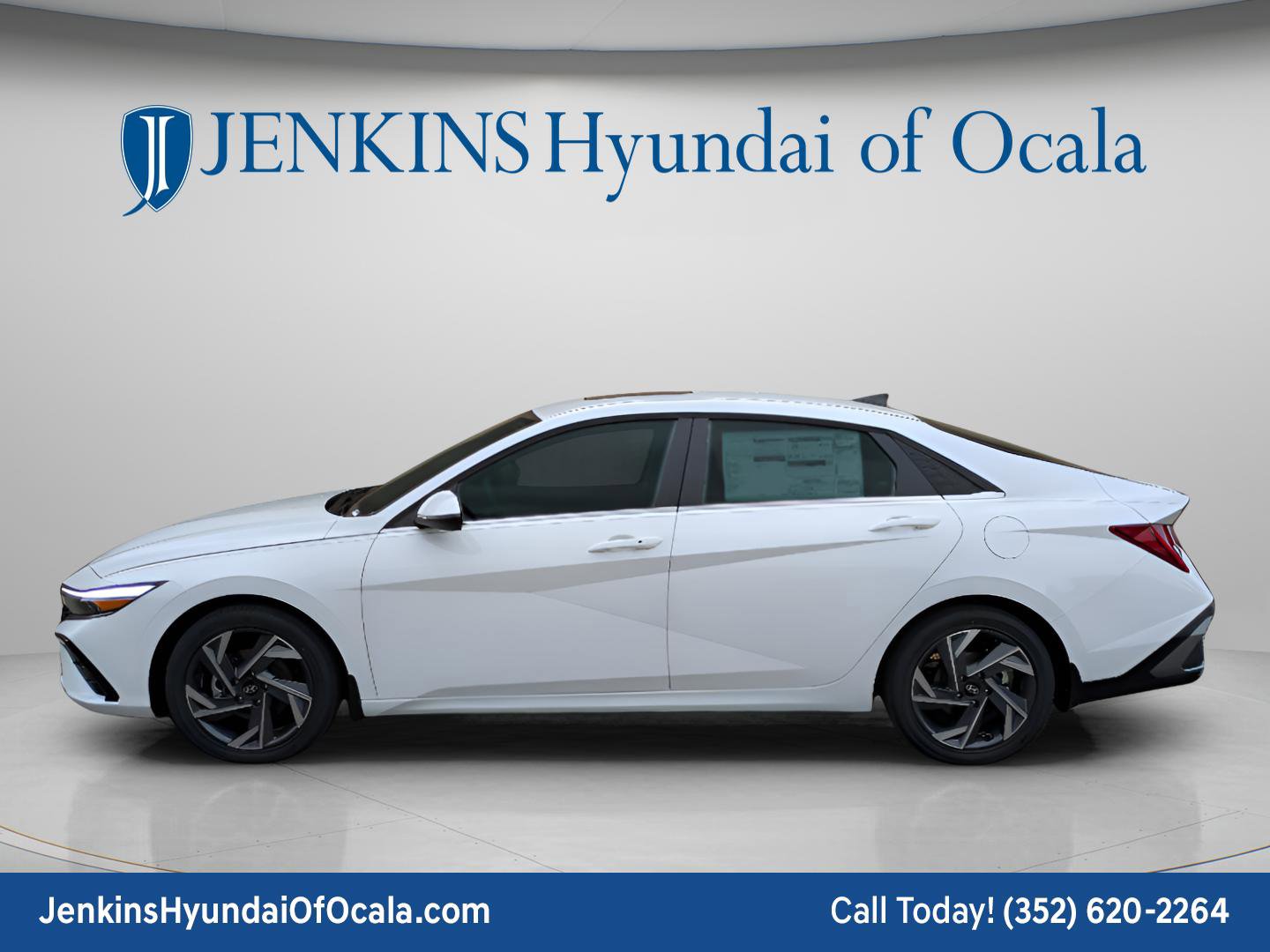 New 2026 Hyundai Elantra Limited FWD image 9