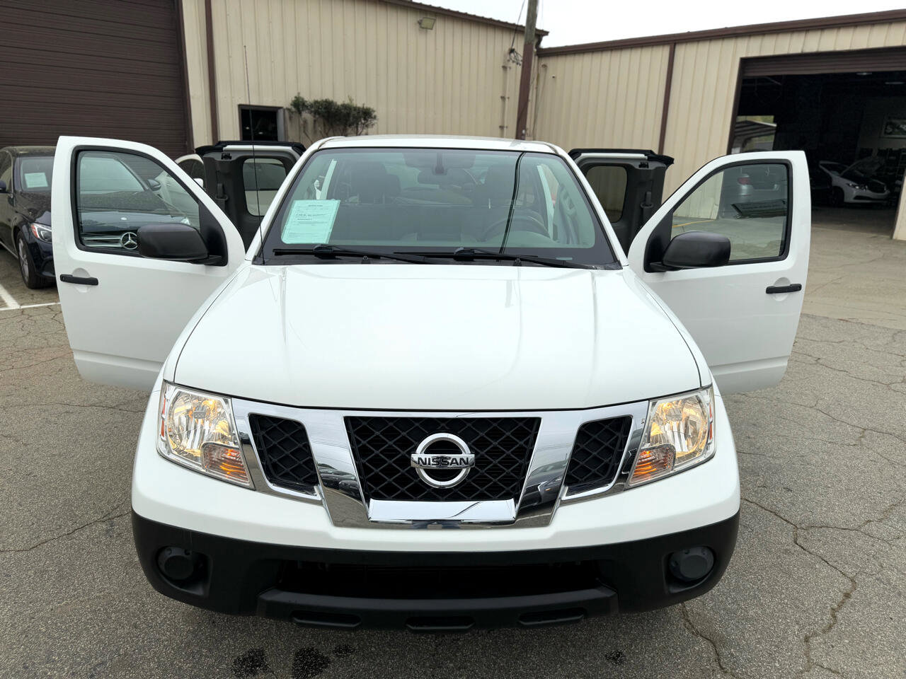 Used 2016 Nissan Frontier S image 28