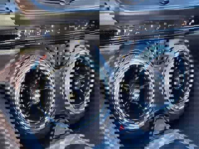 Used 2018 Chevrolet Camaro LT image 17