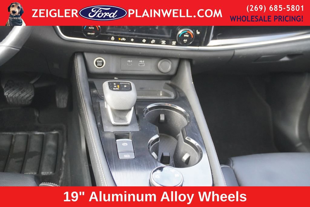 Used 2023 Nissan Rogue SL image 19