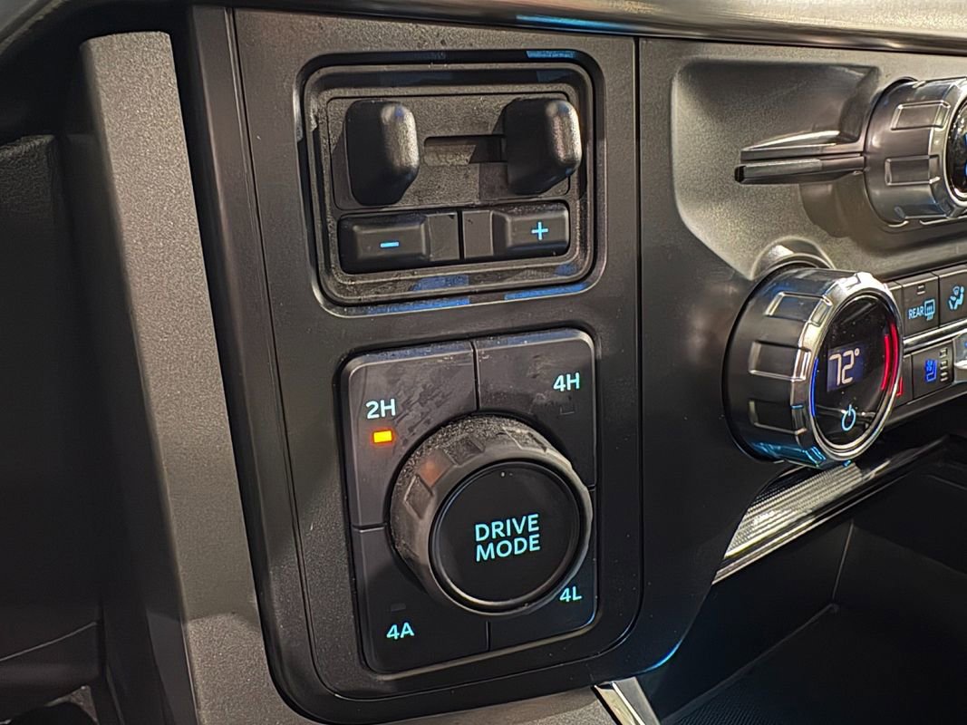 Used 2021 Ford F150 Lariat image 23