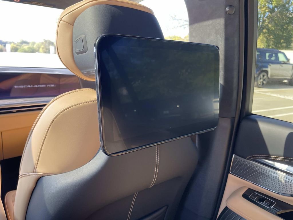 New 2026 Cadillac Escalade IQL Sport 2 image 18