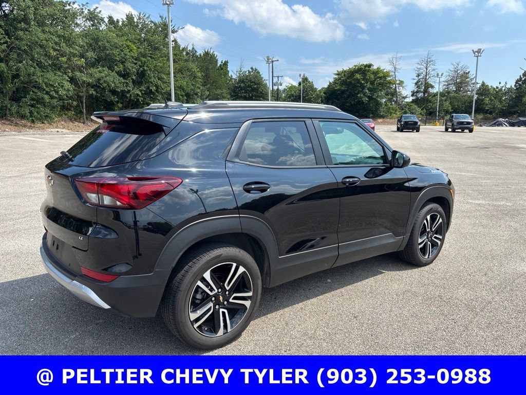 Used 2025 Chevrolet TrailBlazer LT w/ Convenience Package FWD image 7