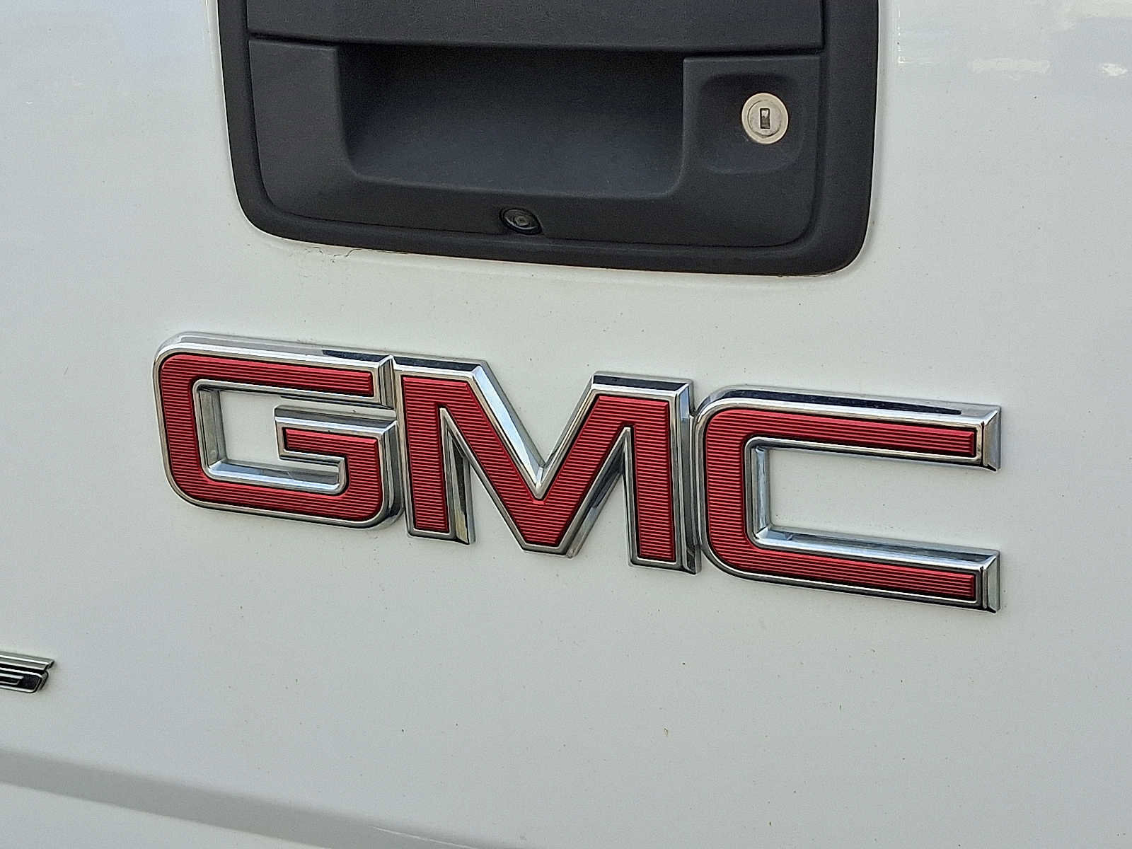 Used 2018 GMC Canyon SLT w/ Driver Alert Package image 29