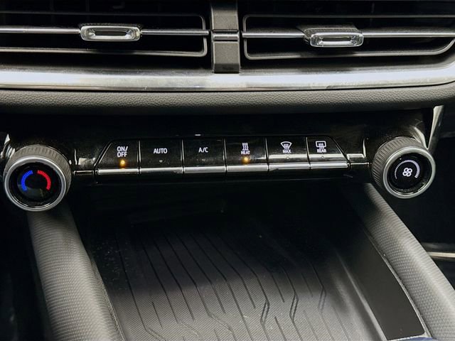 Used 2024 Chevrolet Equinox EV LT image 17