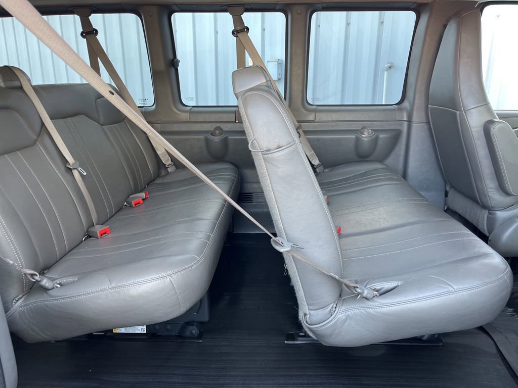 Used 2016 Chevrolet Express 2500 LS image 31