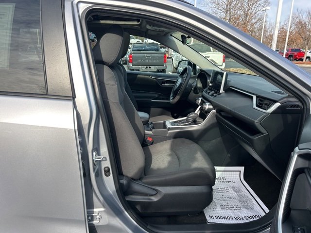 Used 2023 Toyota RAV4 XLE image 17