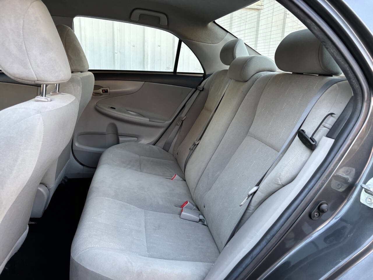 Used 2012 Toyota Corolla L image 13