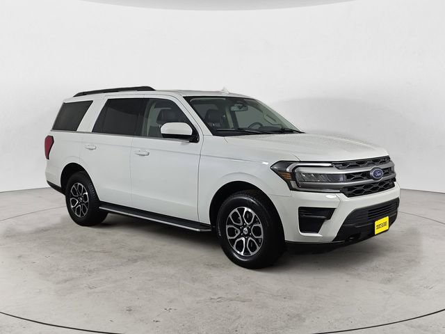 Certified 2023 Ford Expedition XLT image 7