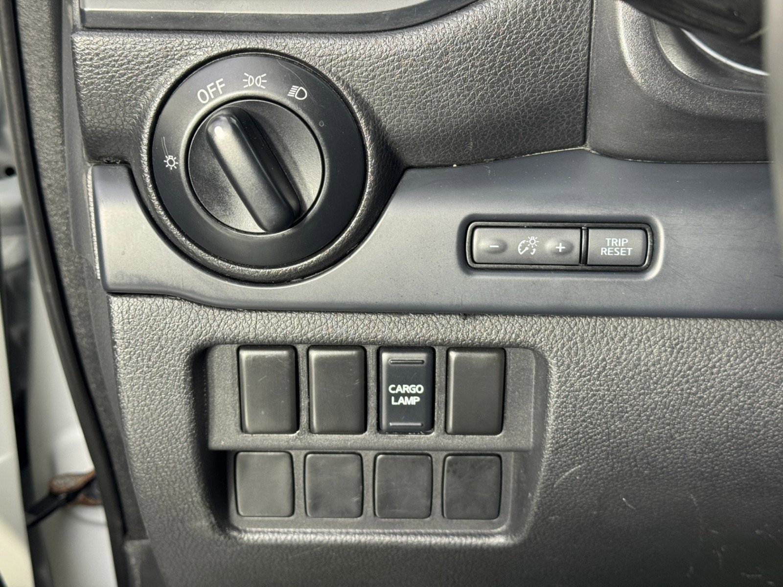 Used 2018 Nissan Titan S w/ S Utility Package image 14