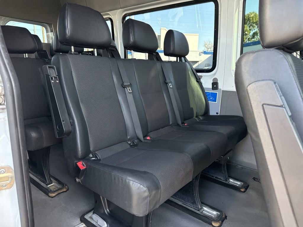 Used 2018 Mercedes-Benz Sprinter 2500 image 14