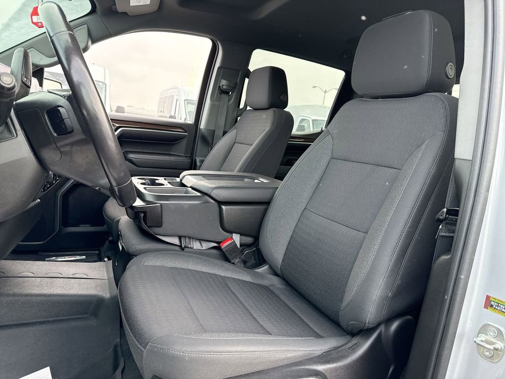 Used 2022 Chevrolet Silverado 1500 LT image 11