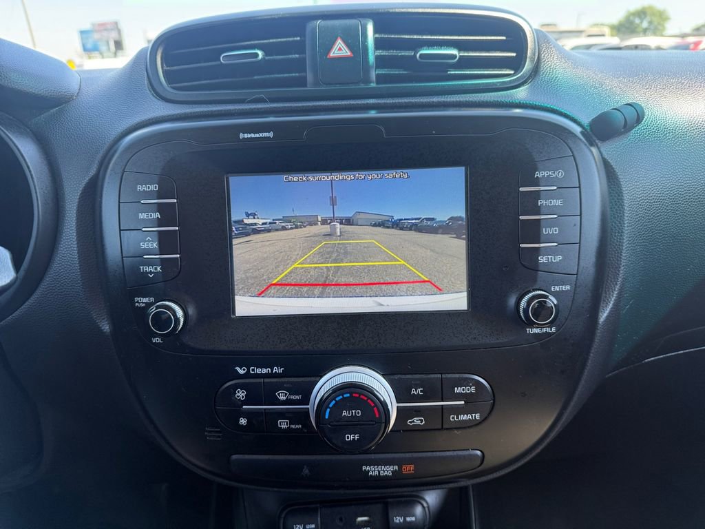 Used 2019 Kia Soul + FWD image 23