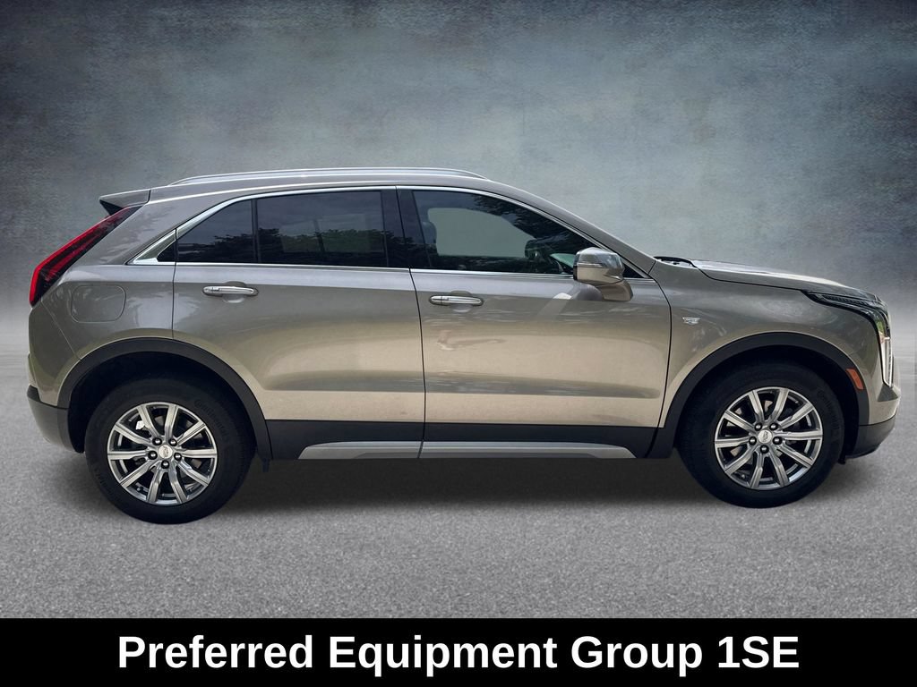 Used 2023 Cadillac XT4 Premium Luxury AWD/4WD image 7