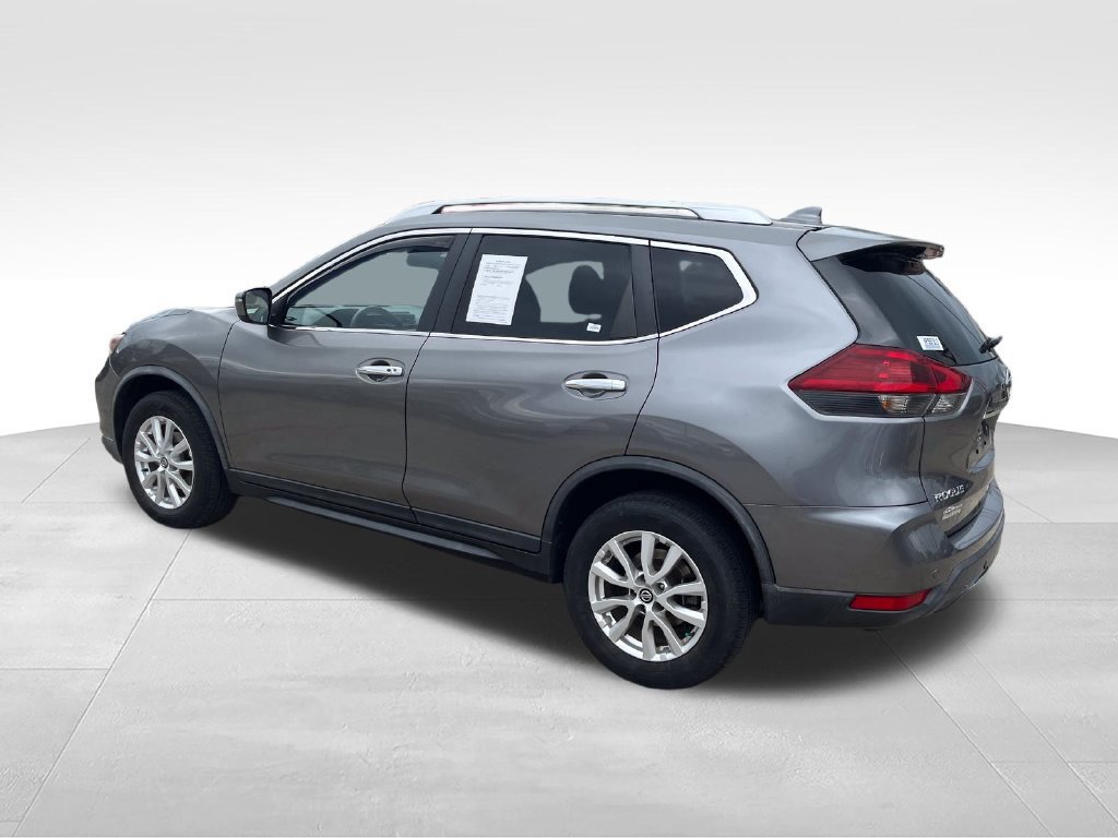 Used 2019 Nissan Rogue SV AWD/4WD image 3
