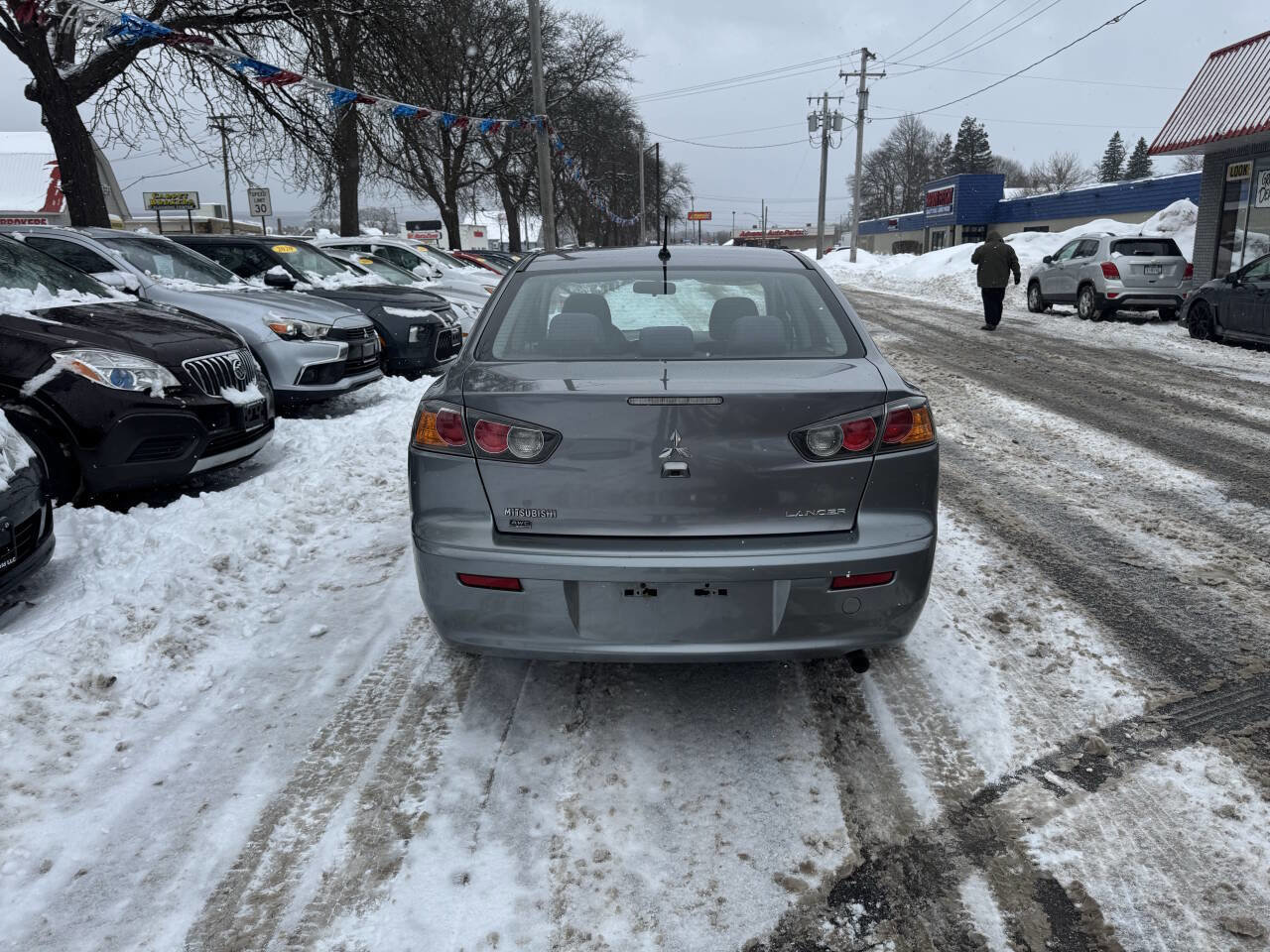 Used 2017 Mitsubishi Lancer ES image 7