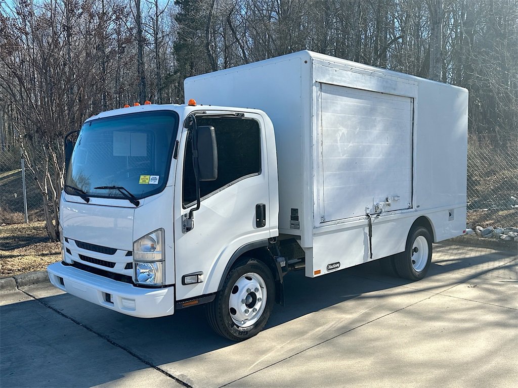 Used 2018 Isuzu NPR video 3