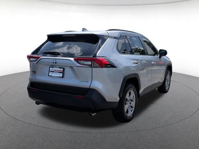 Used 2023 Toyota RAV4 LE AWD/4WD image 6