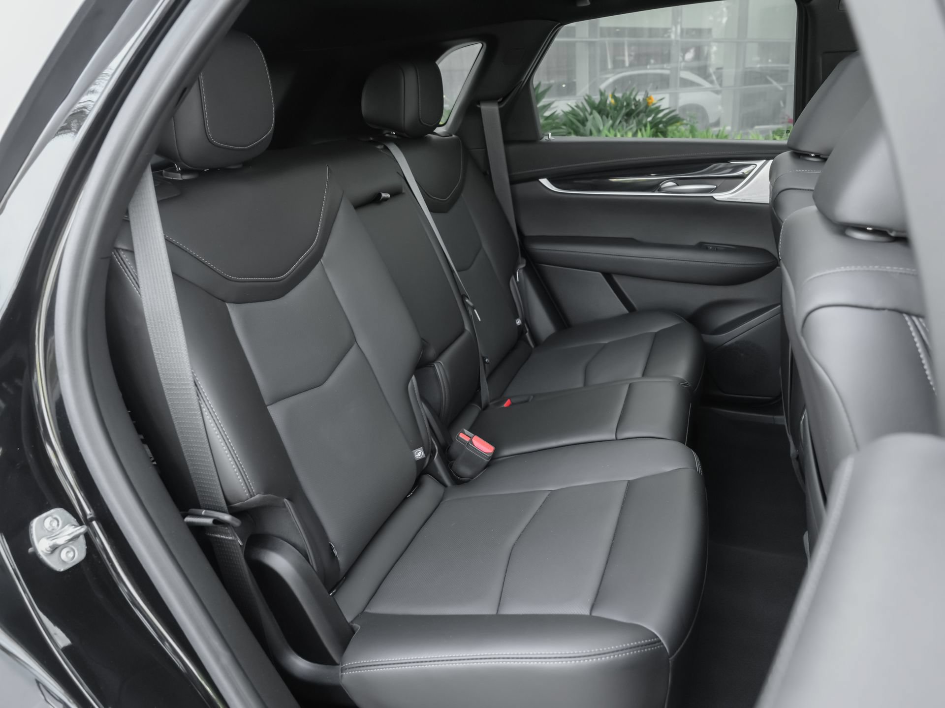 Used 2024 Cadillac XT5 Premium Luxury AWD/4WD image 39
