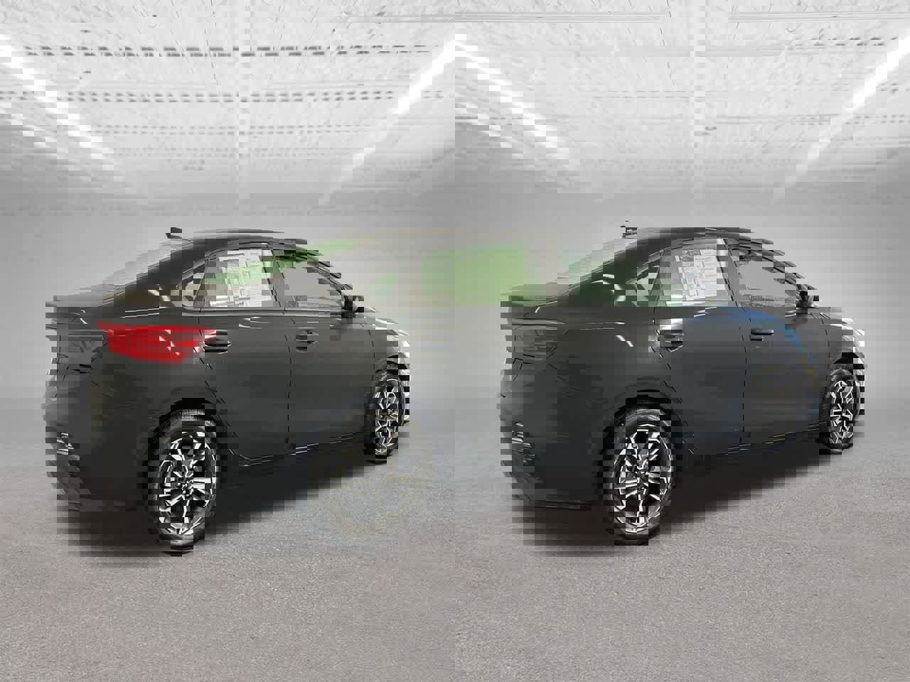 Used 2024 Kia Forte LXS image 4