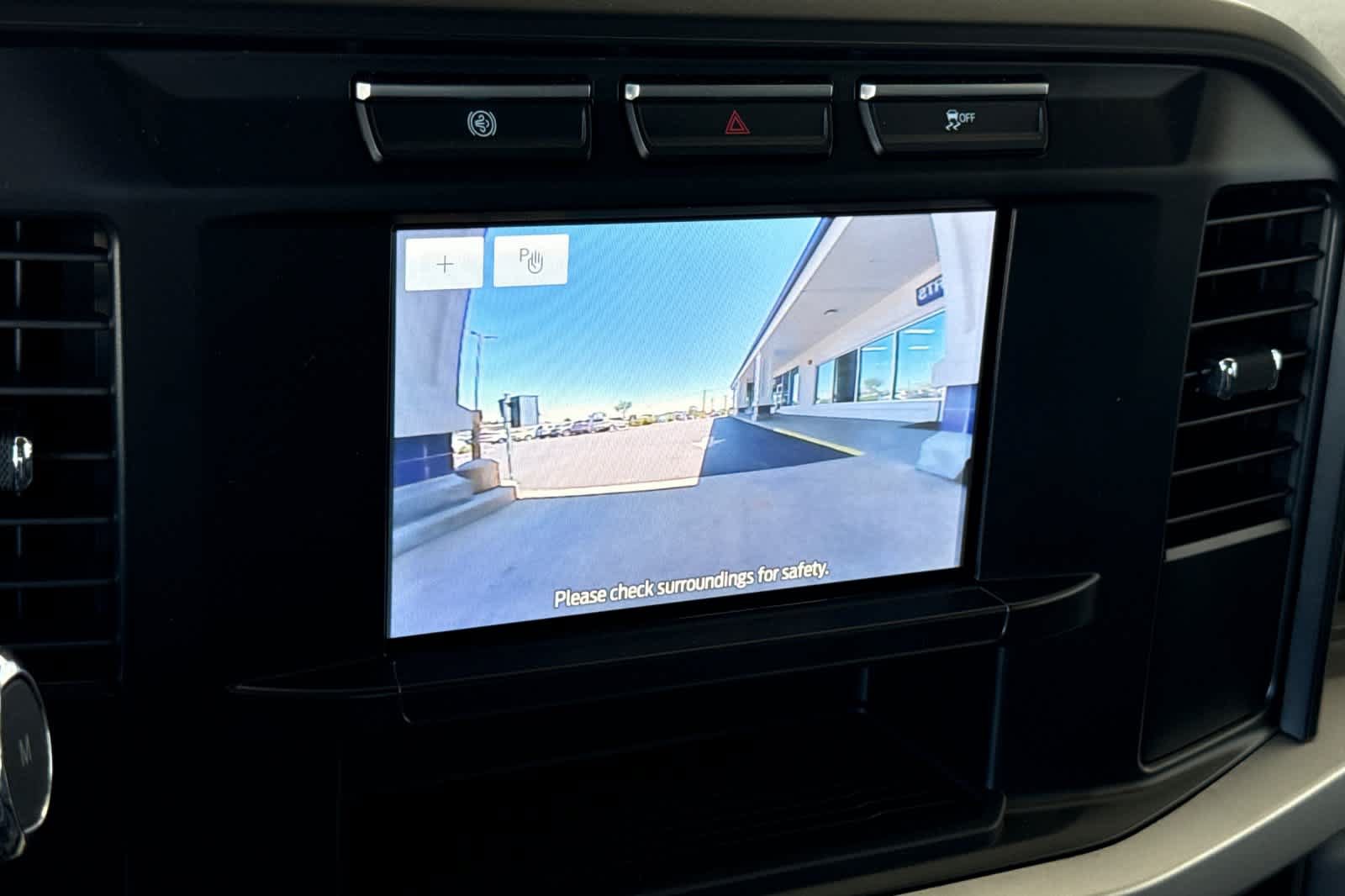 Certified 2024 Ford F550 4x4 Crew Cab Super Duty image 21