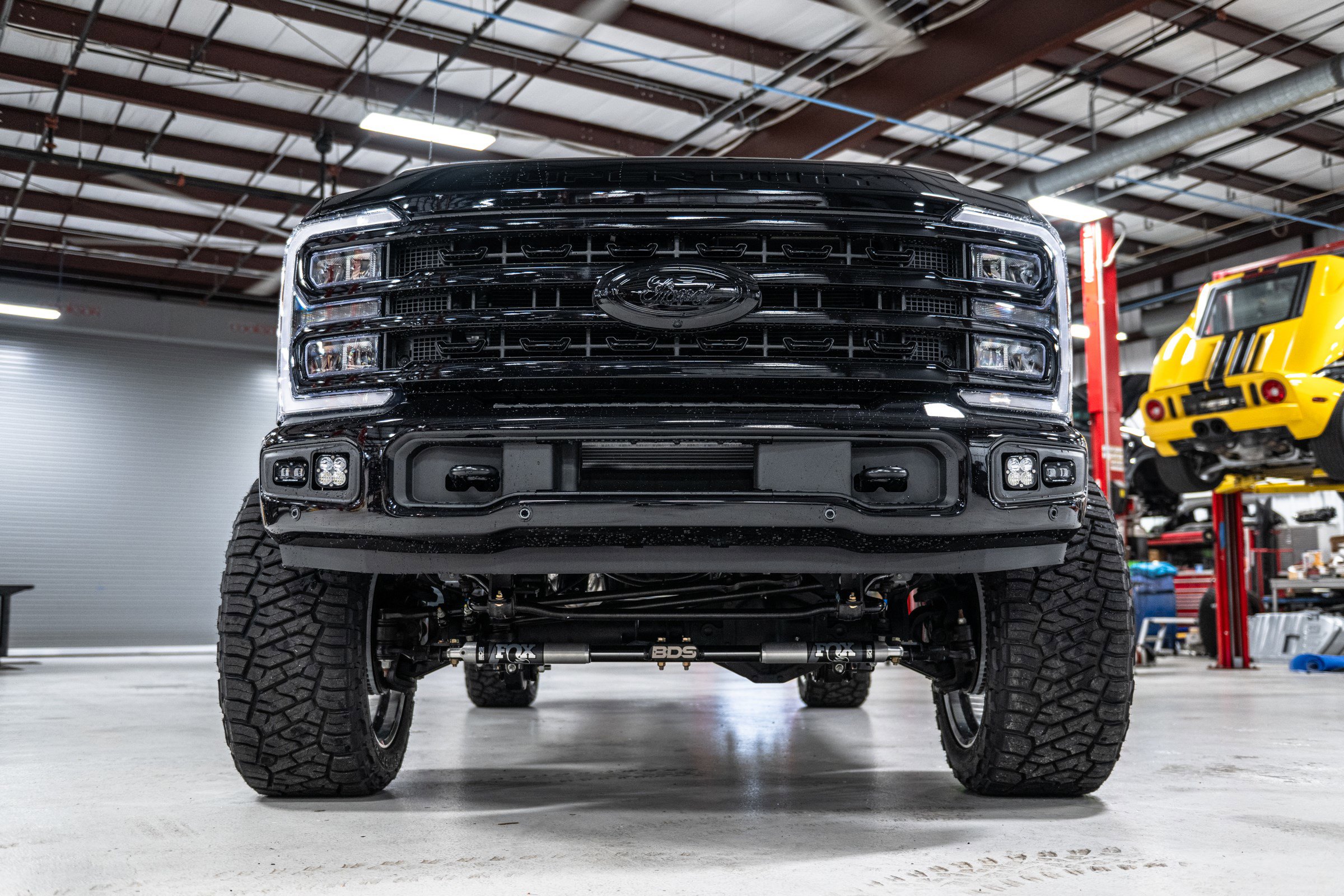 New 2025 Ford F250 Lariat w/ Lariat Ultimate Package image 9