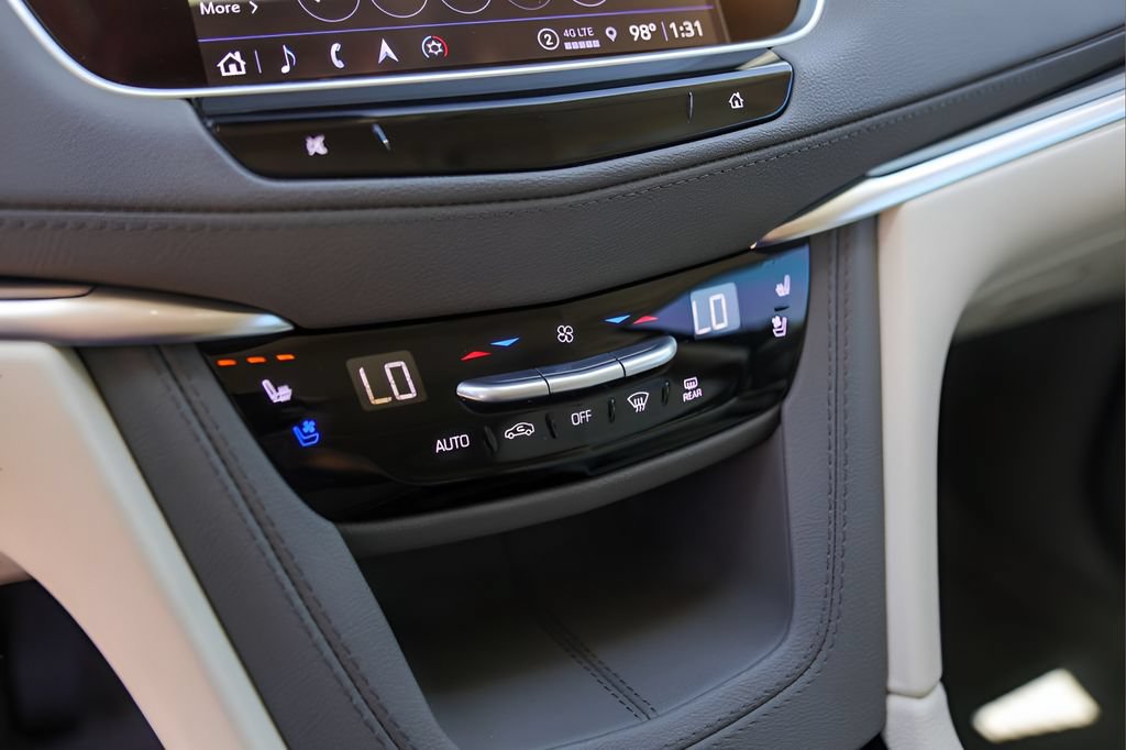 Certified 2026 Cadillac XT5 Premium Luxury w/ Driver Assist Package FWD image 18