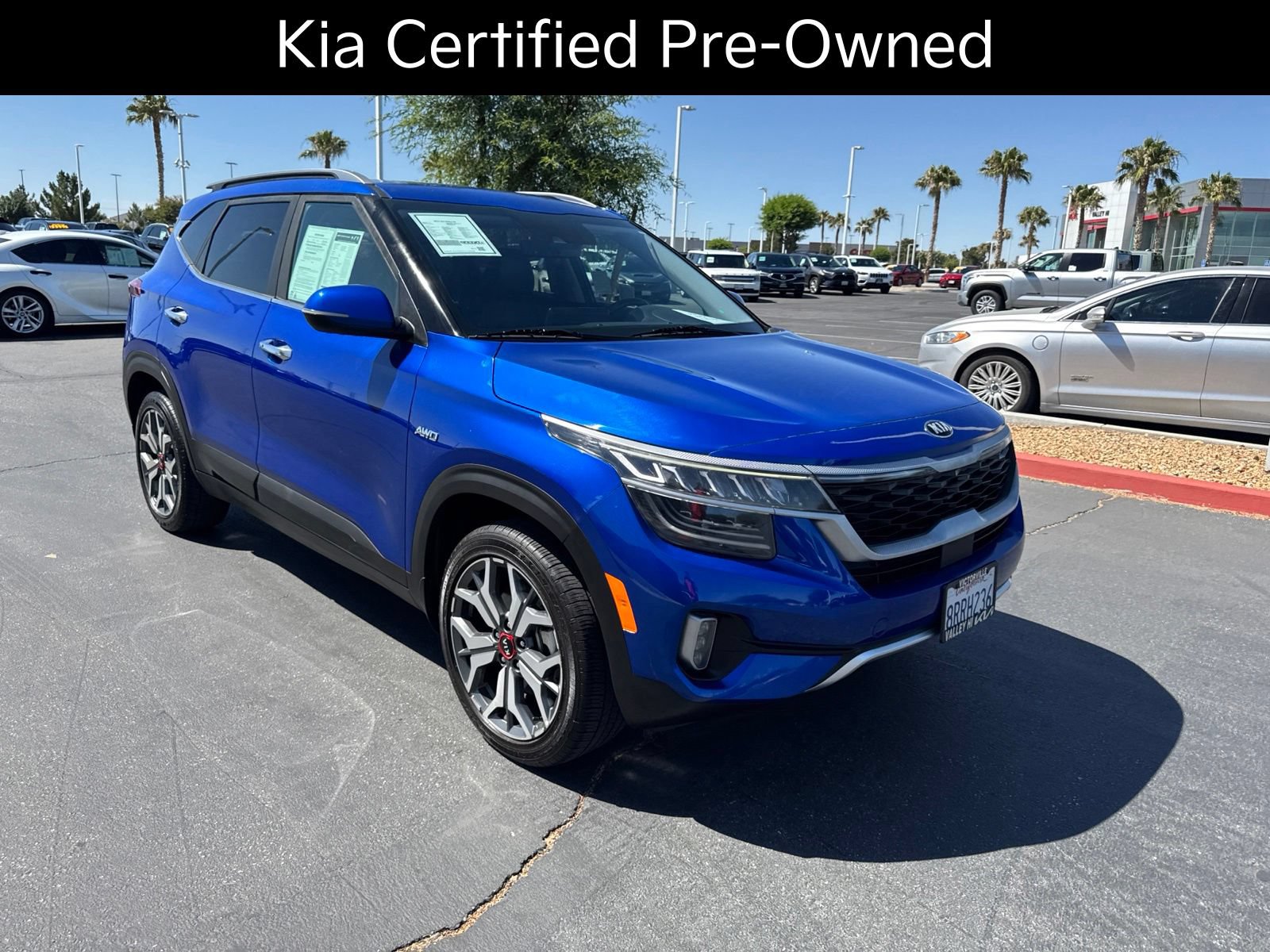 Certified 2021 Kia Seltos SX w/ SX Sunroof Package AWD/4WD image 4
