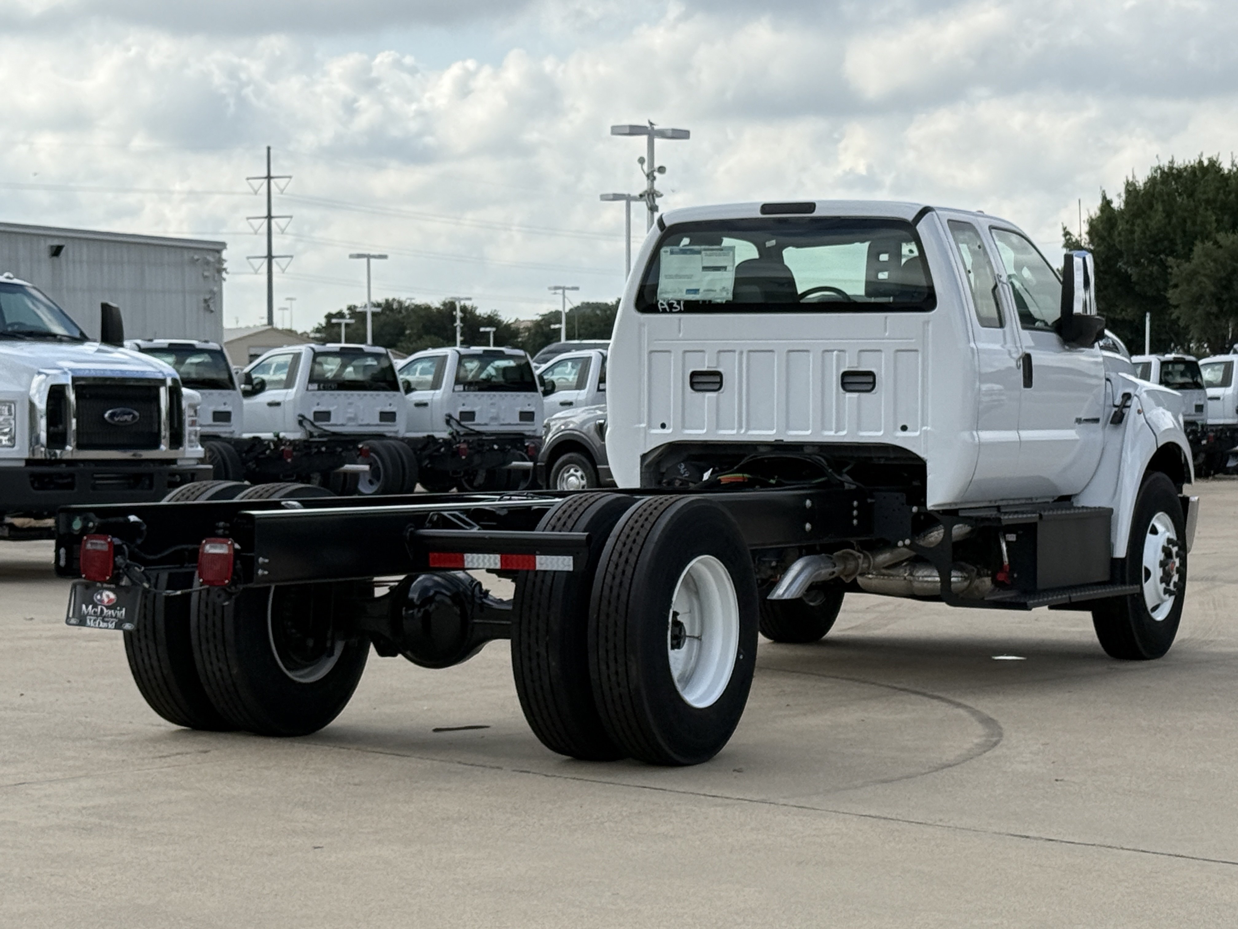 New 2026 Ford F650 2WD SuperCab Super Duty image 7