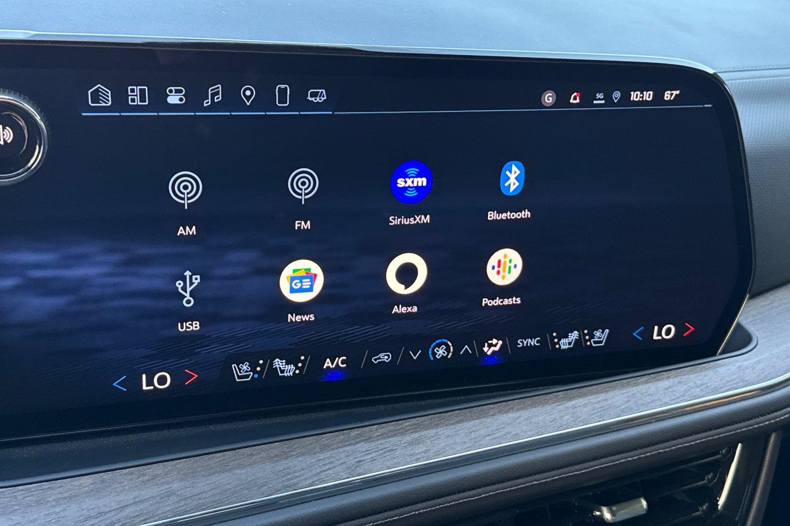 New 2025 Chevrolet Suburban High Country image 26