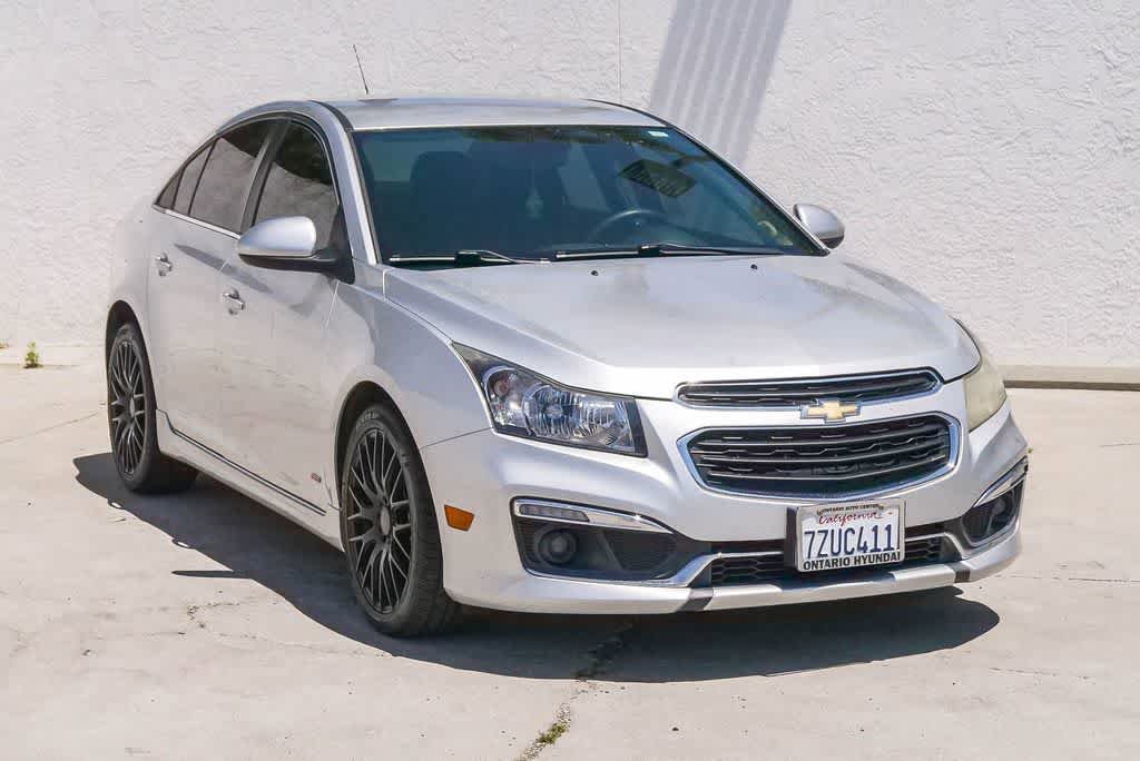 Used 2015 Chevrolet Cruze LT FWD image 3