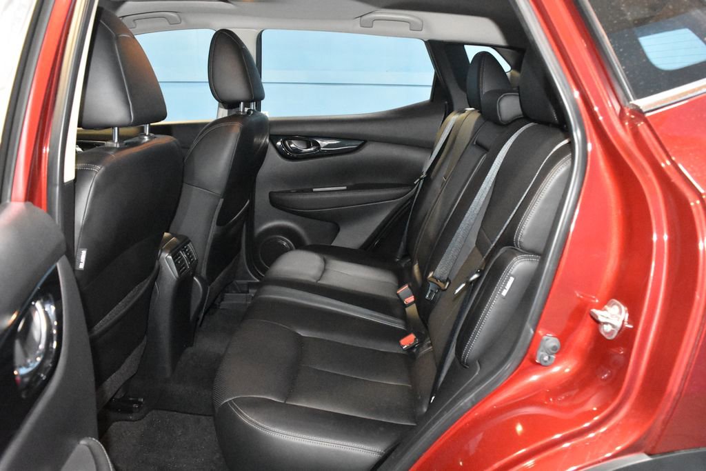 Certified 2022 Nissan Rogue Sport SL w/ Premium Package image 21