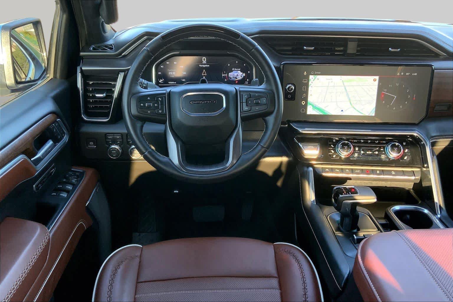Used 2025 GMC Sierra 1500 Denali Ultimate AWD/4WD image 6