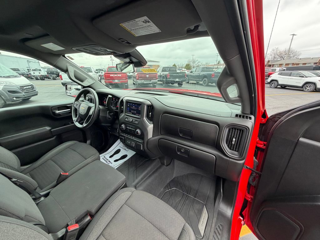 Used 2024 Chevrolet Silverado 1500 Custom w/ LPO, Dark Essentials Package image 15
