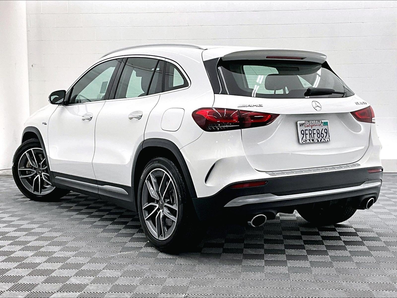 Certified 2023 Mercedes-Benz GLA 35 AMG 4MATIC image 10