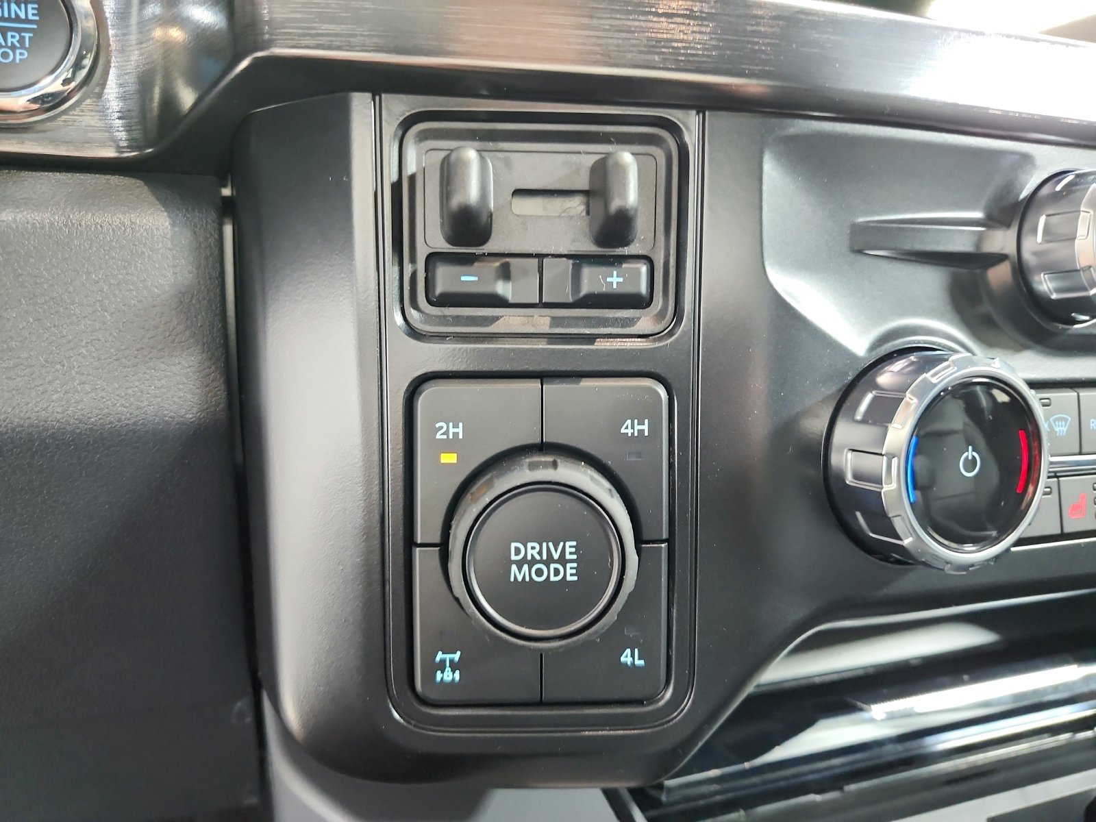 New 2027 Ford F250 Lariat w/ Black Appearance Package AWD/4WD image 27