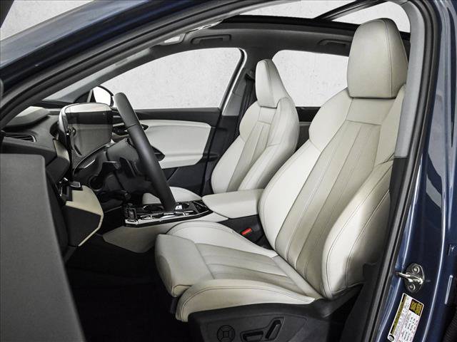Certified 2025 Audi Q6 e-tron Premium Plus w/ Premium Plus AWD/4WD image 17