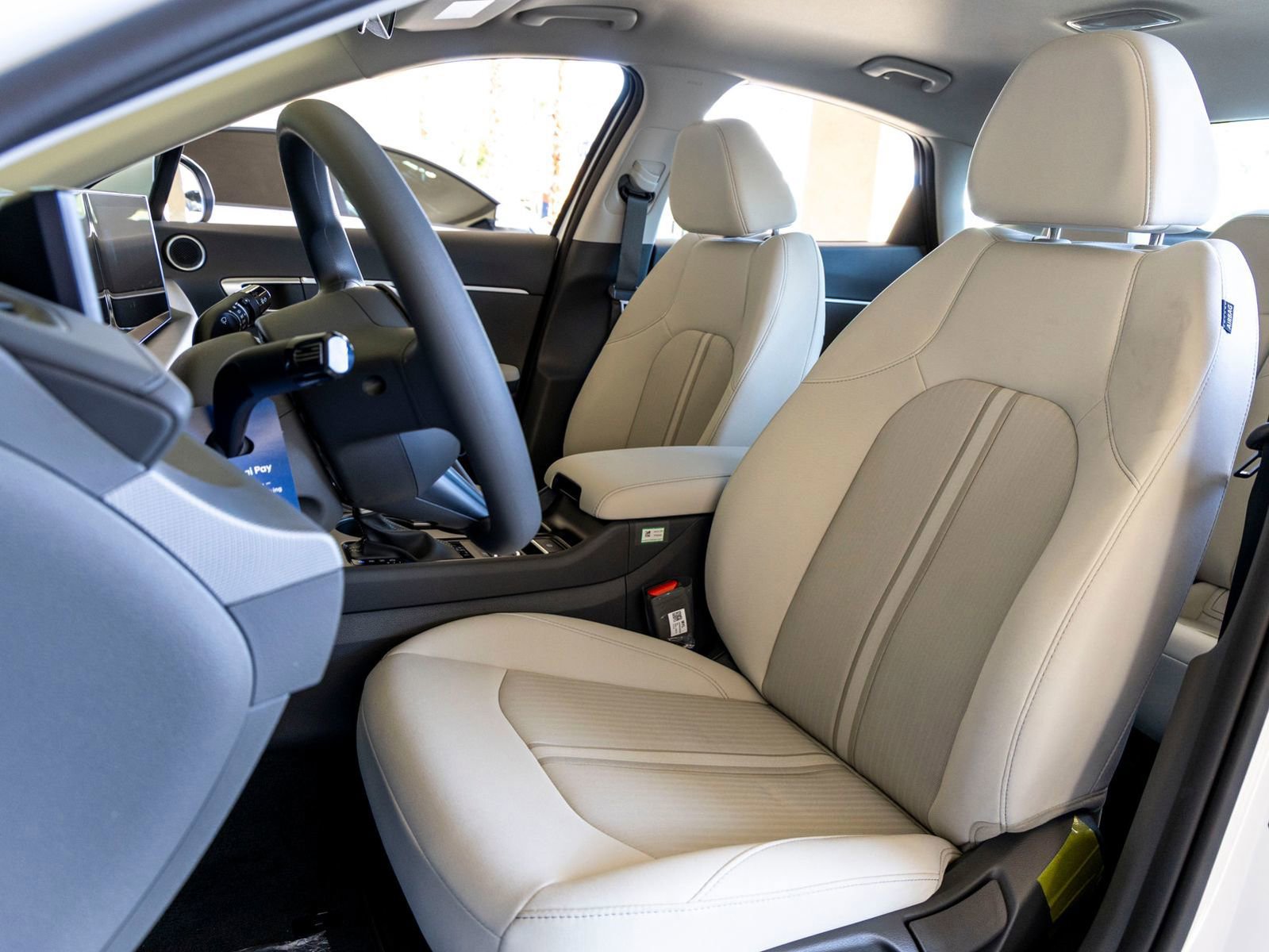 New 2026 Hyundai Sonata SE FWD image 14