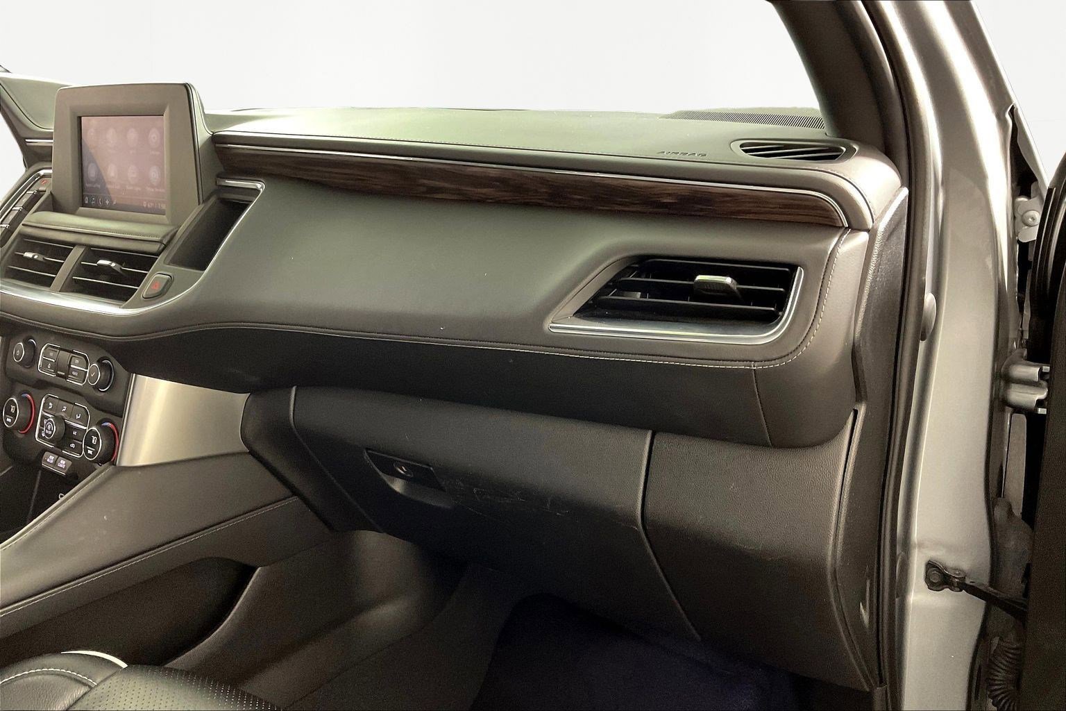 Used 2023 Chevrolet Suburban LS image 28