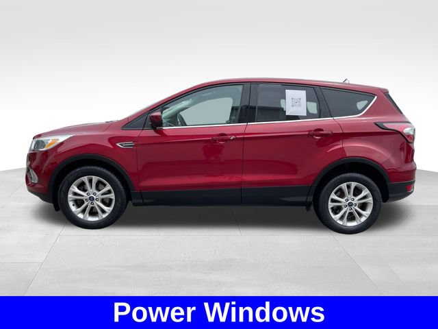 Used 2017 Ford Escape SE AWD/4WD image 2