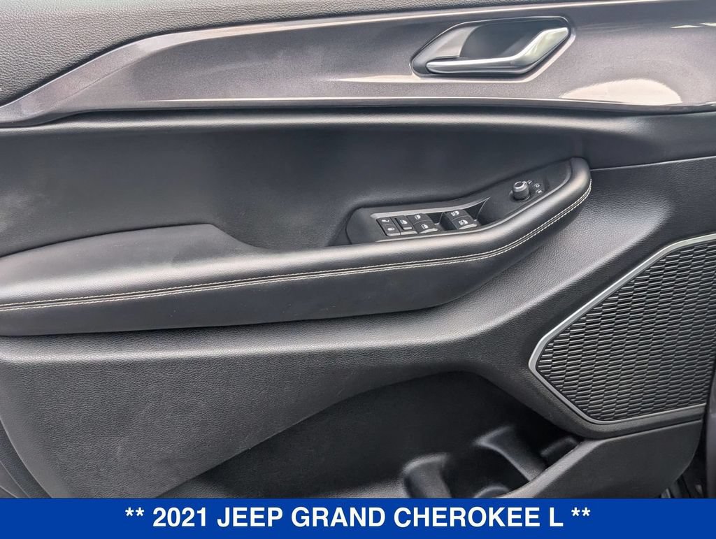 Used 2021 Jeep Grand Cherokee L Laredo AWD/4WD image 11