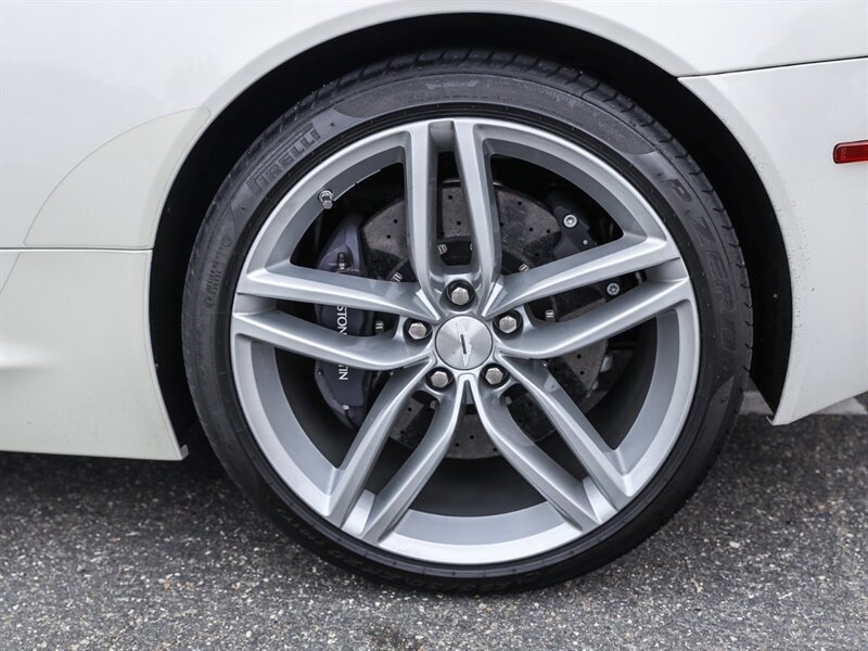 Used 2016 Aston Martin DB9 GT RWD image 12