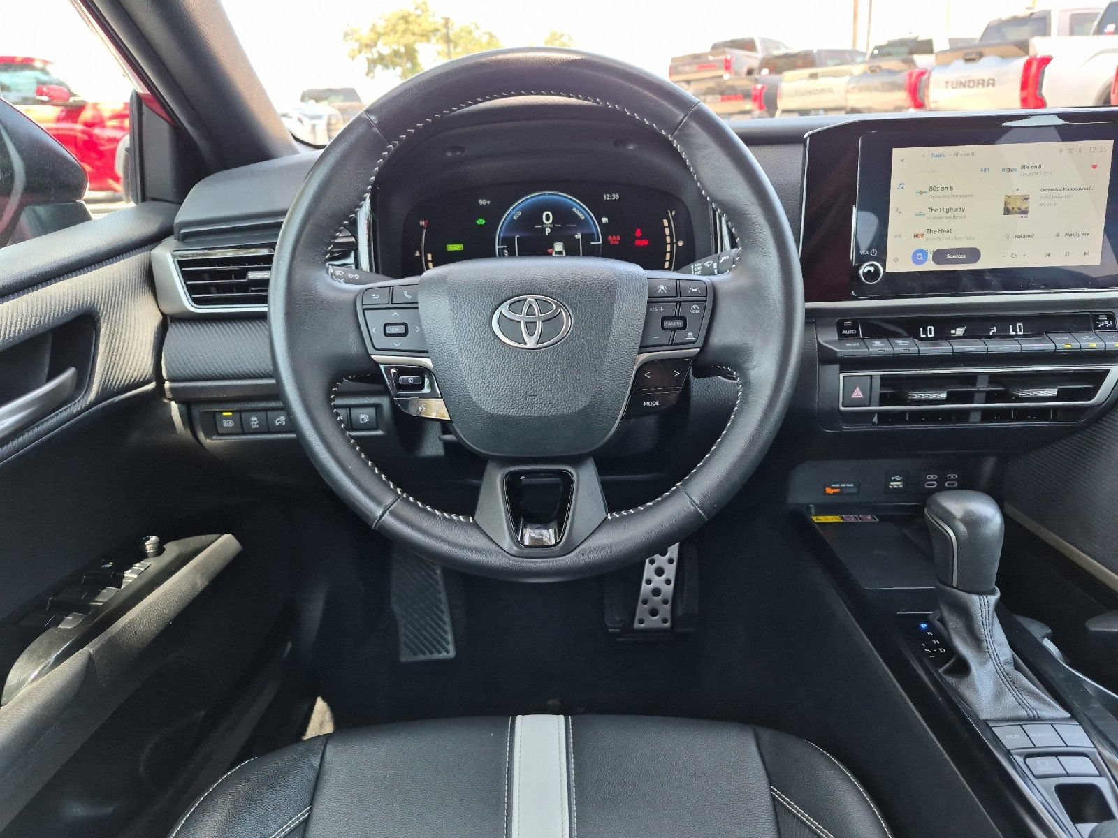 Used 2025 Toyota Camry SE FWD image 13