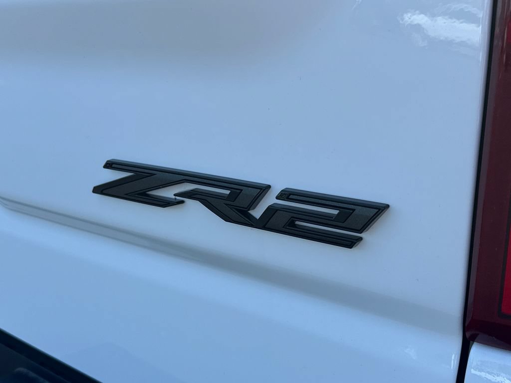 New 2026 Chevrolet Silverado 1500 ZR2 AWD/4WD image 8