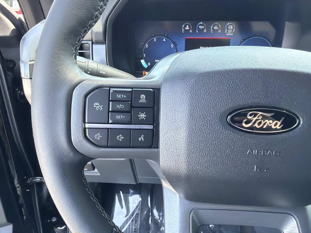 Used 2026 Ford F150 Lariat AWD/4WD image 25