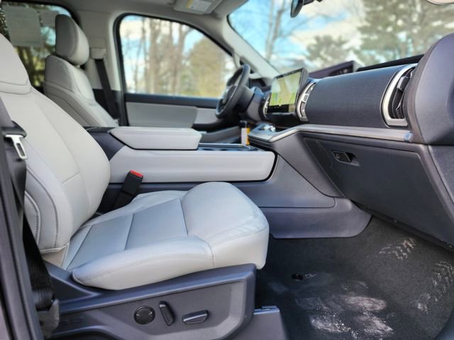 New 2026 Ford Expedition Max Active image 11