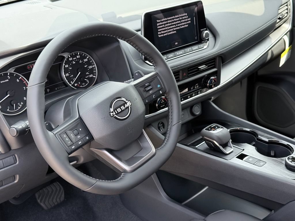 New 2026 Nissan Rogue Dark Armor AWD/4WD image 9